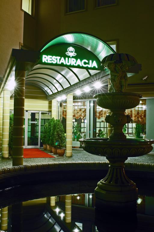 L'Ascada Hotel Сьрем Экстерьер фото